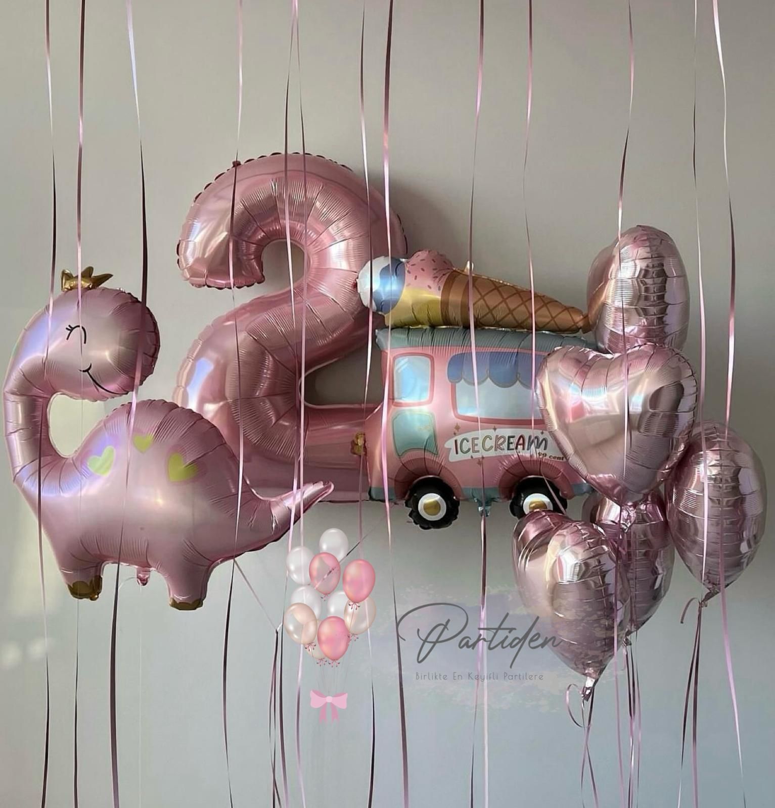 Dinazor Kız Balon Demeti