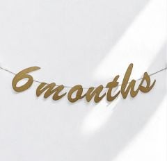 6 Months İtalik Kraft Banner