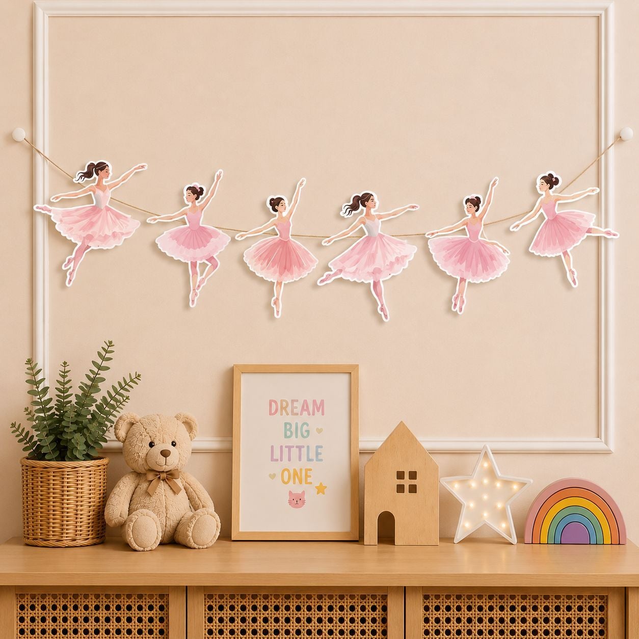 Balerin Dekoratif Banner