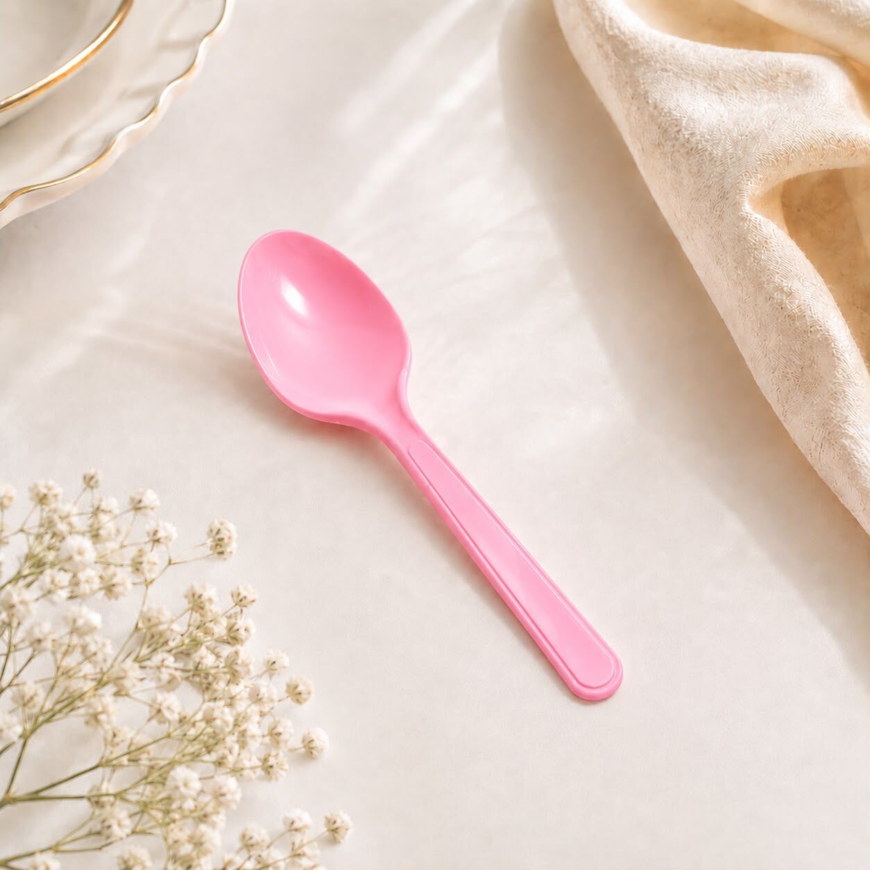 Pembe Plastik Kaşık 24 Adet