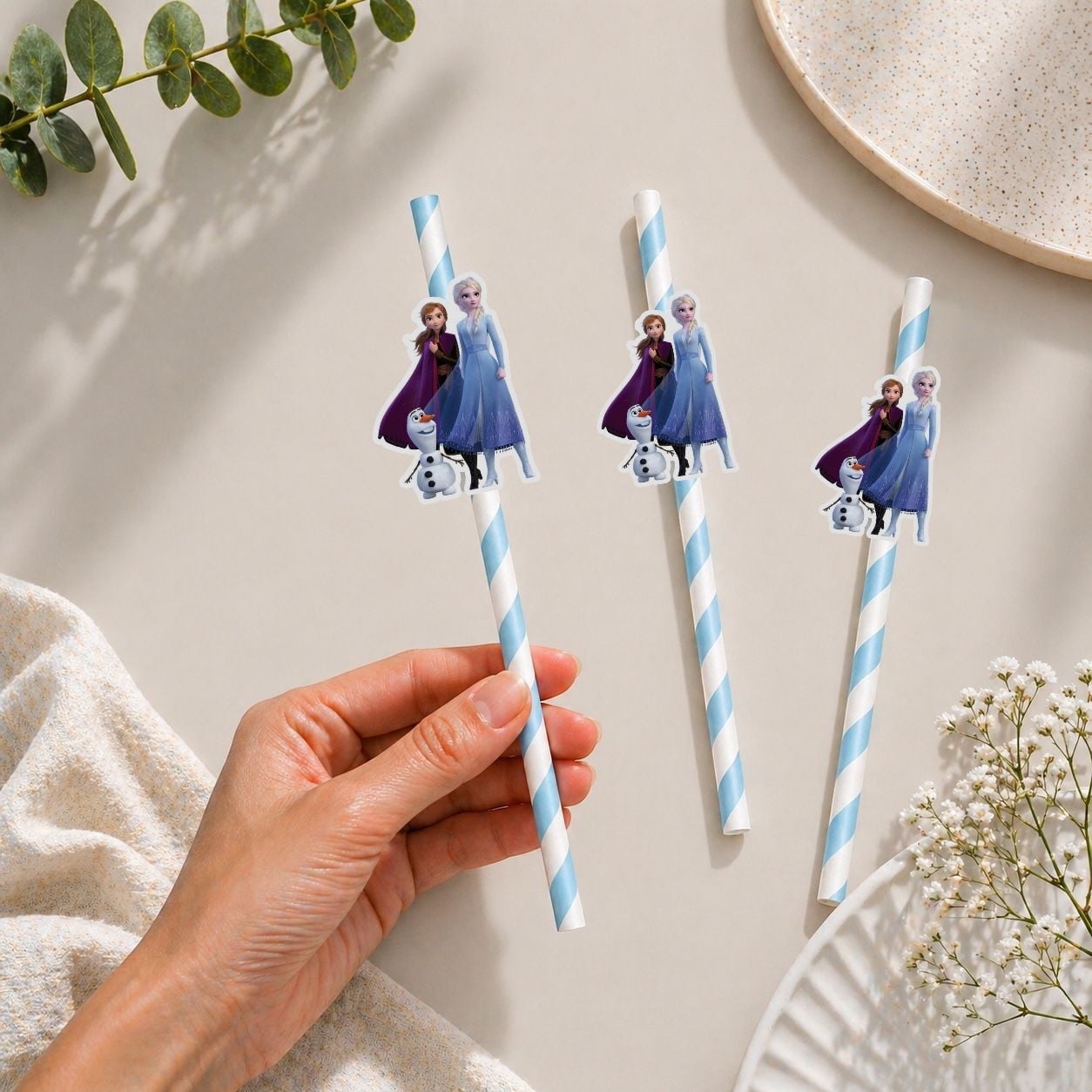 Elsa Frozen Fiğürlü Kağıt Pipet 10 Adet