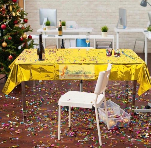 Altın Metalize Masa Örtüsü