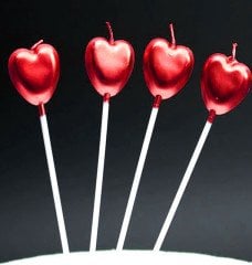 Kırmızı Kalp Pasta Mumu 4 Adet